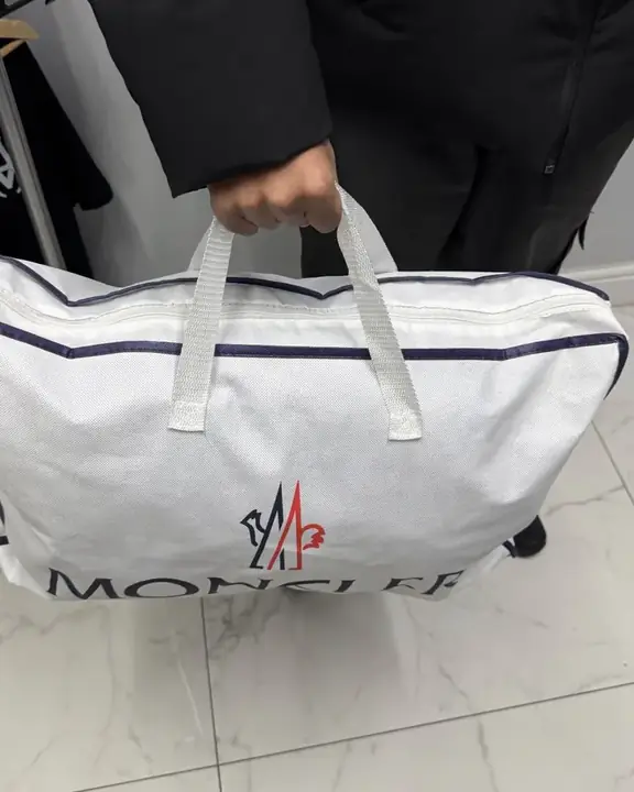 A recent sourcing hand-over